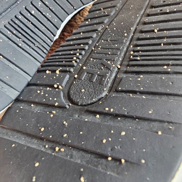 Nike Air Monarch IV Mens 9.5 Black White Training Shoes Sneakers BV1171-001 - Picture 6 of 9